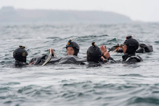 TACTICAL INTERVENTION – DIVING 3 TACTICAL INTERVENTION - DIVING 3